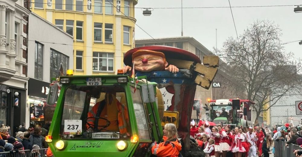 What Are the Most Popular Pet Parades?